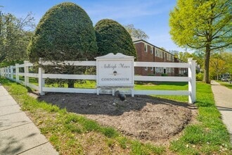 Building Photo - 349 Bloomfield Ave