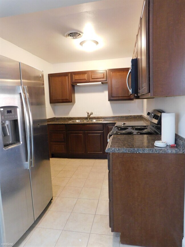 Building Photo - 3 br, 1 bath House - 1529 Kingston Ave