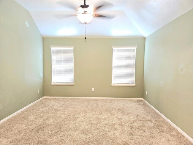 Building Photo - 16834 Jelly Park Stone Dr