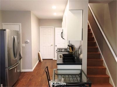 Photo - 711 N Dekalb St House