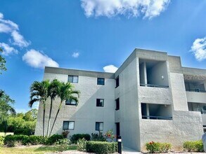 Building Photo - 1001 Islamorada Blvd