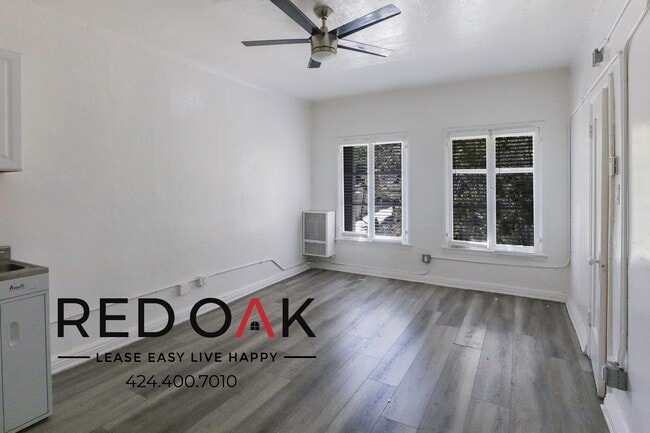 Foto del edificio - 854 S Oxford Ave