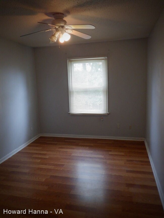 Building Photo - 3 br, 2.5 bath House - 3428 Landstown Ct.