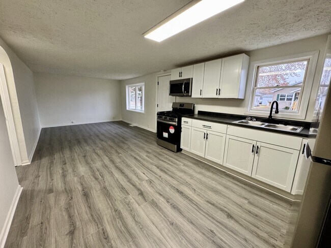 Foto del edificio - 1419 N Purdum St