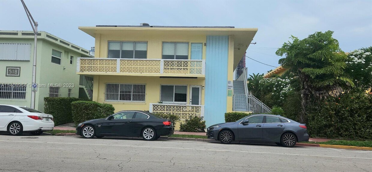 Foto principal - 520 Euclid Ave