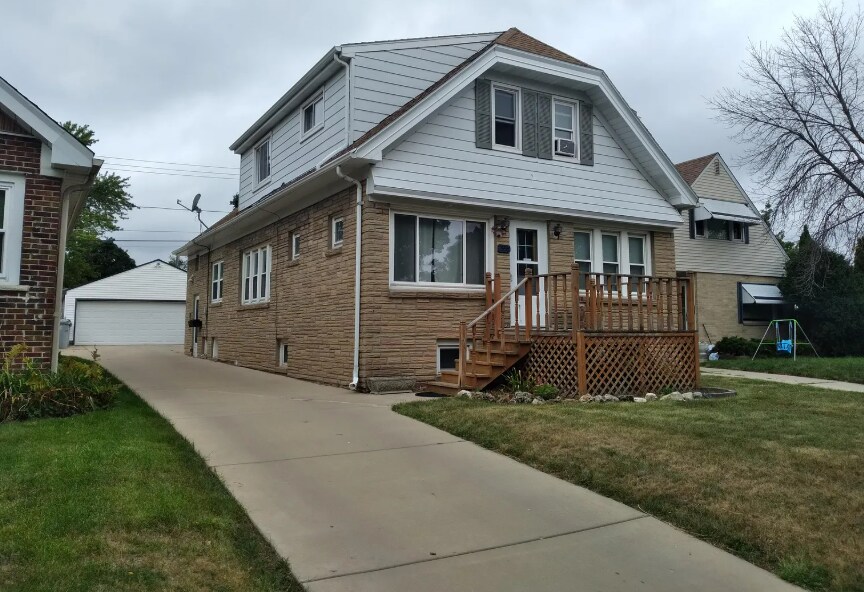 Foto principal - 2555 S 68th St