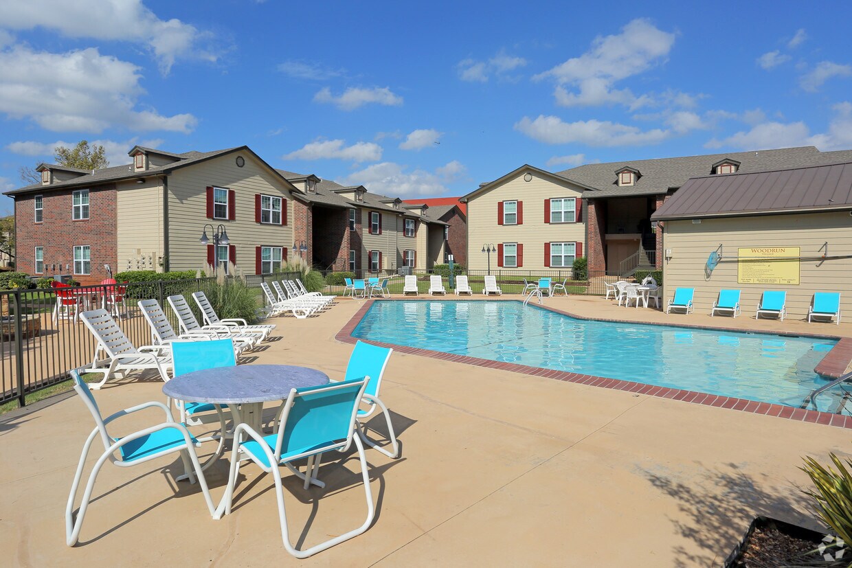 Woodrun Village 11501 Lochwood Dr Yukon, OK