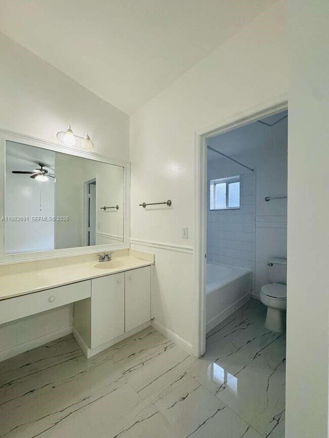 Foto del edificio - 20874 NW 2nd St