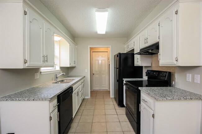 Foto del edificio - 808 Glenwood Dr