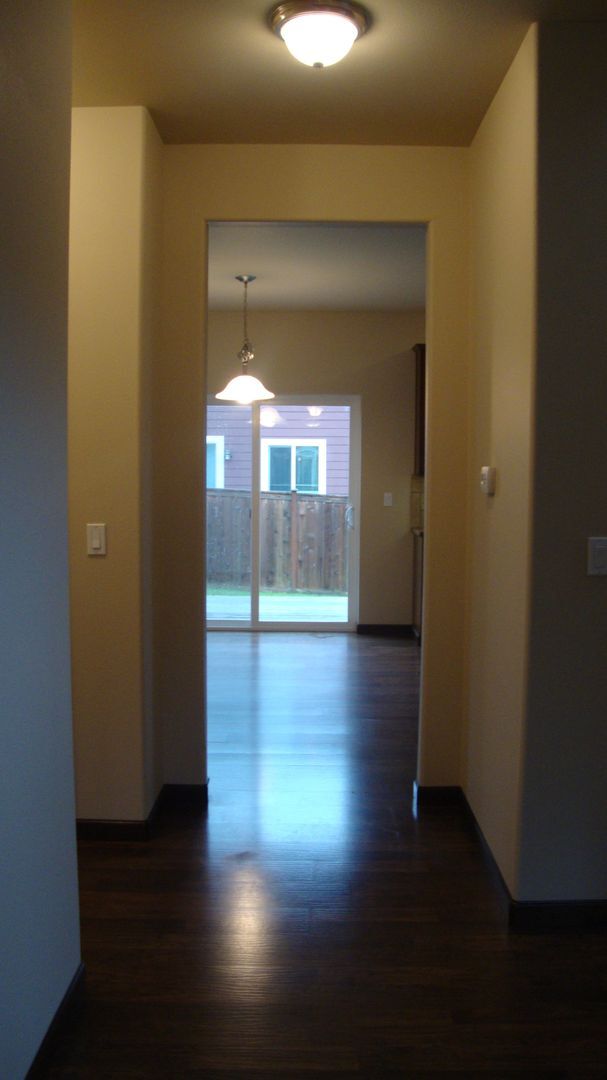 Building Photo - Beautiful 4 Bedroom Home in Tumwater Landing