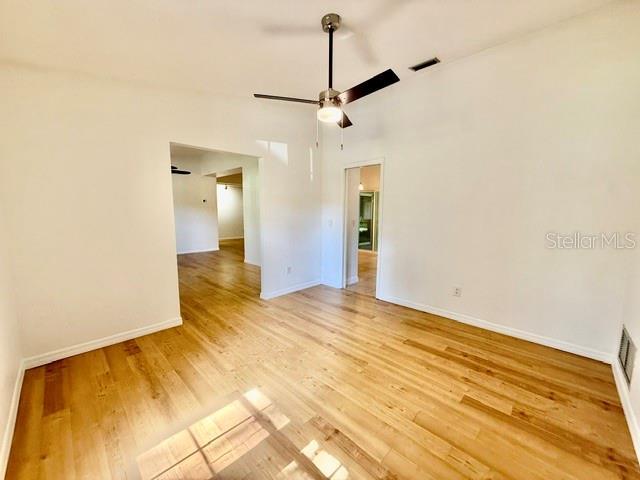 Foto del edificio - 860 N Kansas Ave