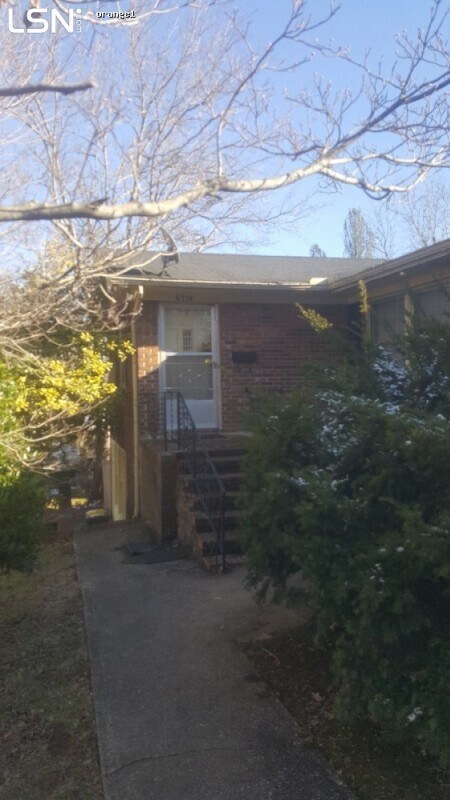655 calle 4 este - 655 E 4th St