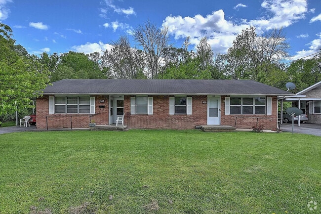Building Photo - 567 Lovedale Dr