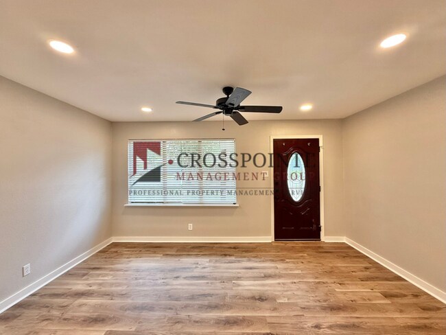 Foto del edificio - Newly Renovated 3 Bedroom 1.5 Bathroom Home!