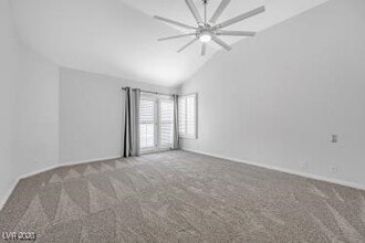 Building Photo - 4932 Tierra Del Sol Dr