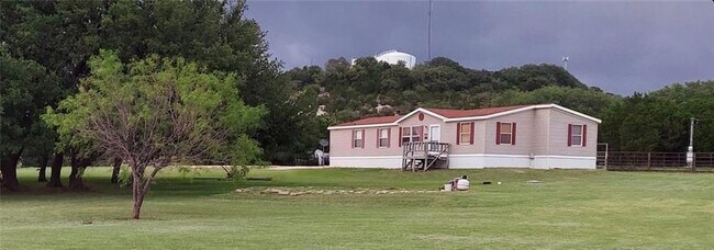 Foto del edificio - 349 Tower Hill Ln