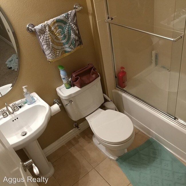 Foto del edificio - 2700 E Cherry Creek South Dr