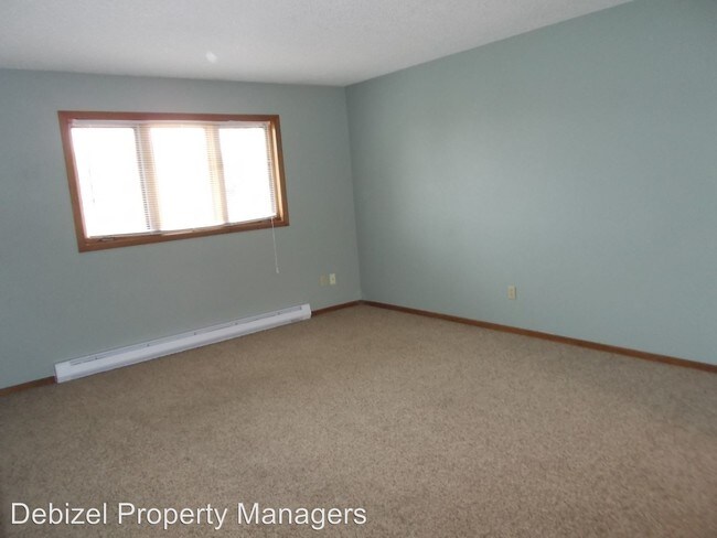 Foto del edificio - 321 Aristocrat Dr