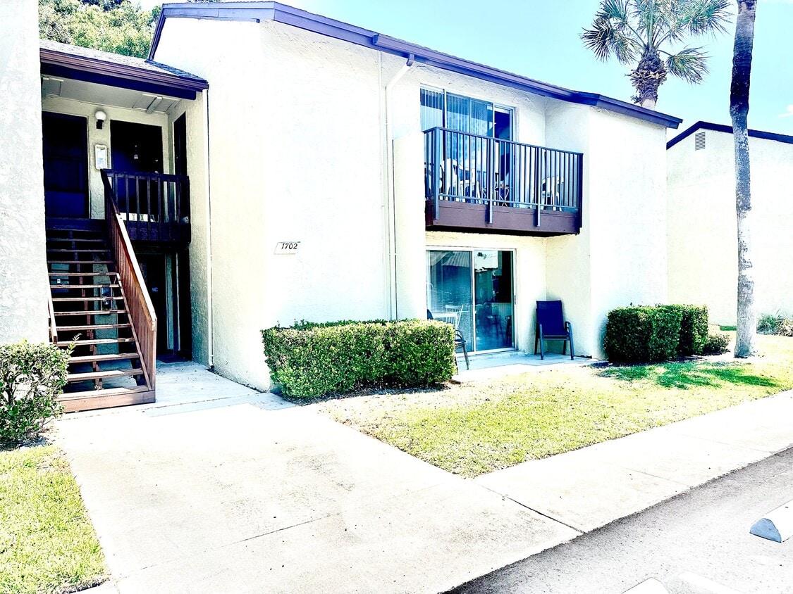 Photo - 4215 E Bay Dr (Clearwater, FL)