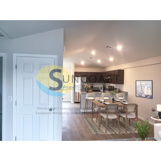 Foto del edificio - Move In Ready! Brand New Duplex in Port Ch...