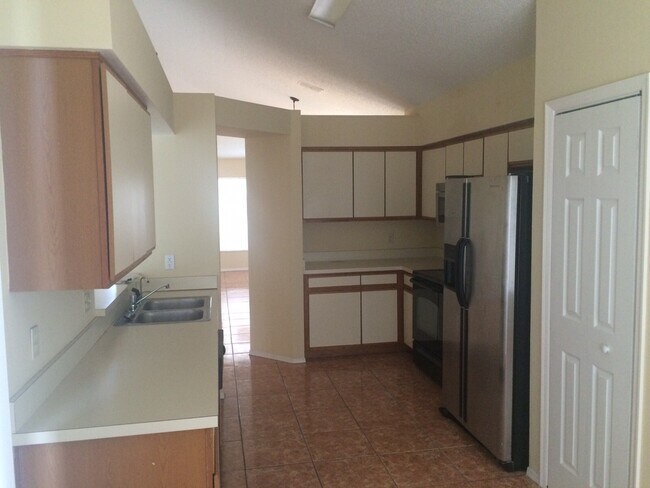 Foto del edificio - Spacious 4 Bed Pool Home!!!