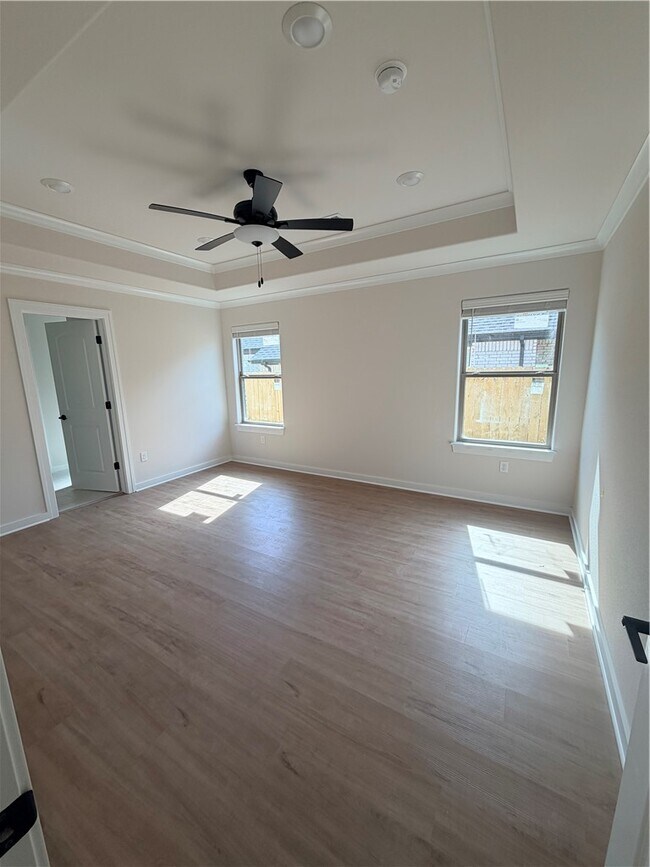 Building Photo - 1116 Maclaren Ave