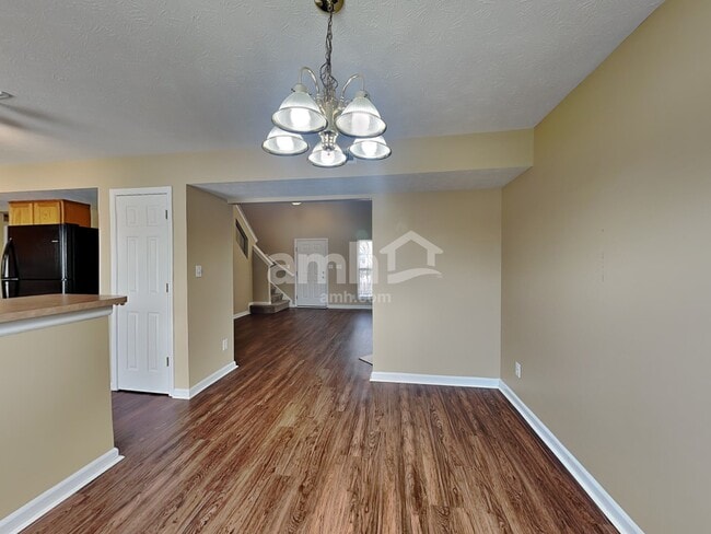Building Photo - 8147 Chesterhill Ln