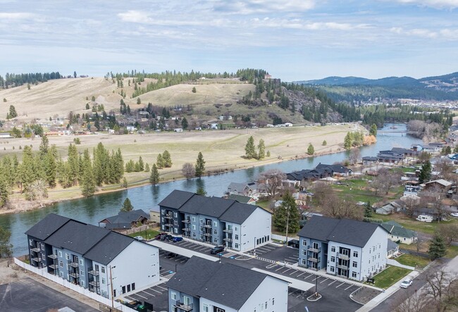 Interior Photo - Arborview on the River