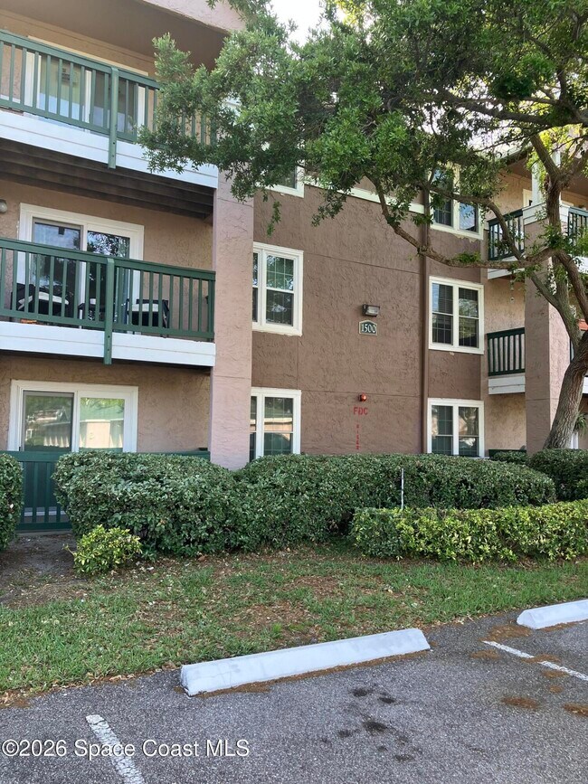 Building Photo - 7667 N Wickham Rd