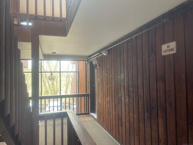 Foto del edificio - 1 Fairfield Ave