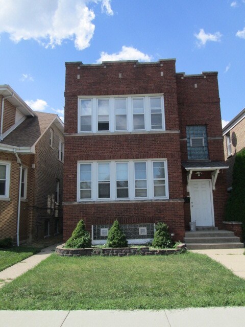 Primary Photo - 4146 N Menard Ave