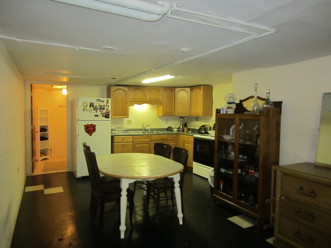 Foto del interior - 3022 S Archer Ave