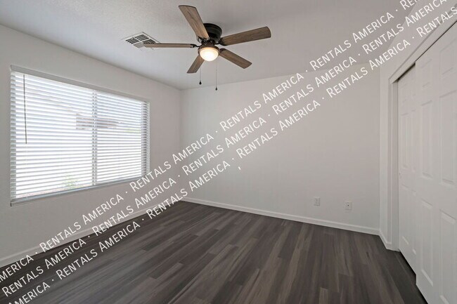 Foto del edificio - 3502 S Chaparral Rd