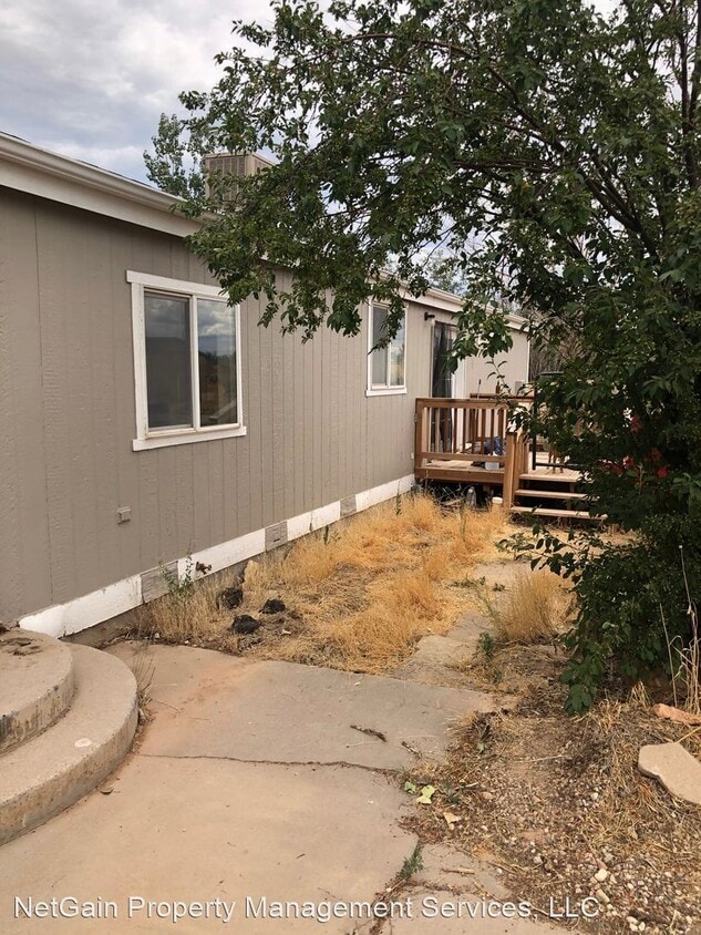 Primary Photo - 3 br, 2 bath House - 2587 W 3700 N