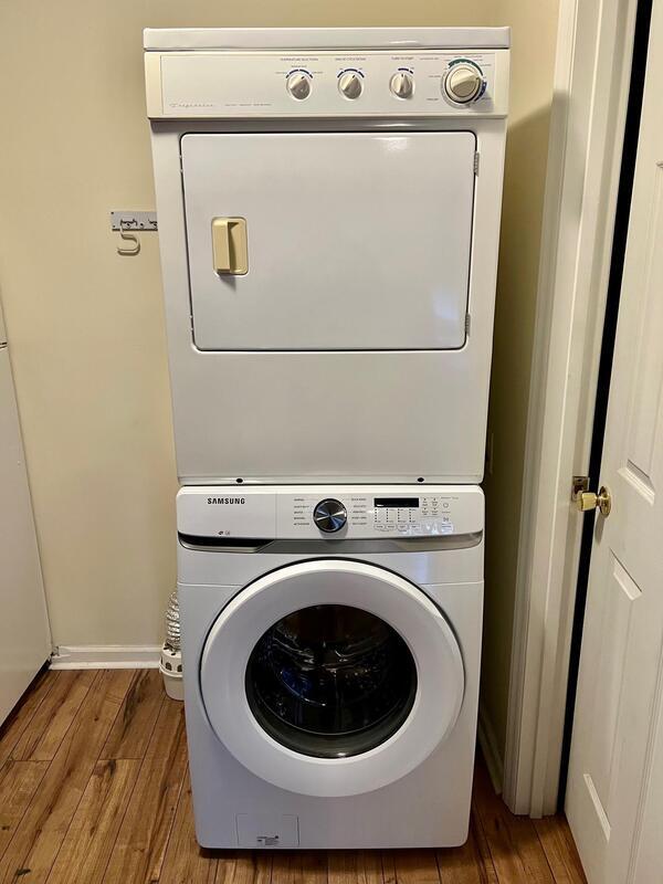 Foto del edificio - 1442 Riverview Rd