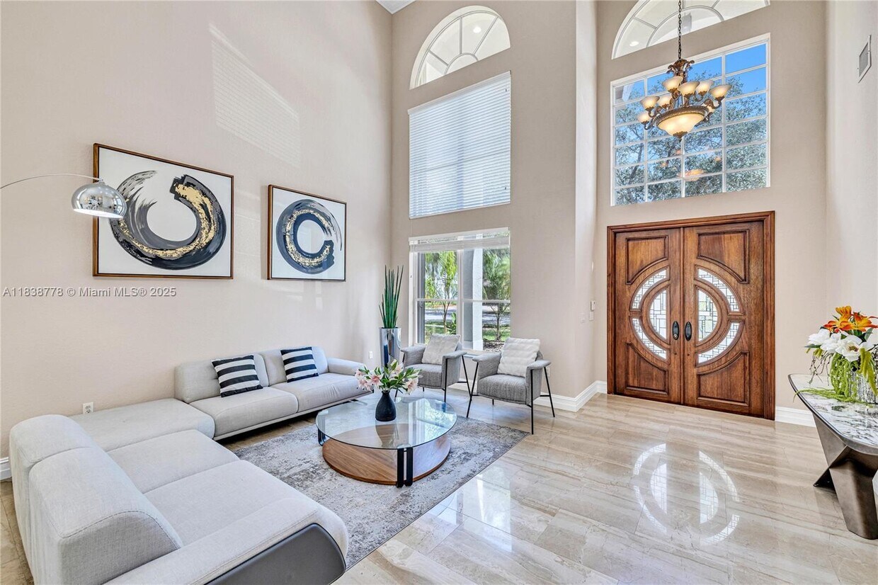 Foto principal - 19480 SW 39th Ct