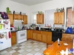 Primary Photo - 1466 Tremont St