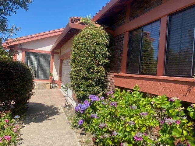 Building Photo - 1129 Vailwood Way