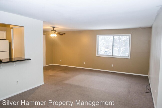 Building Photo - 953 High Meadow Dr