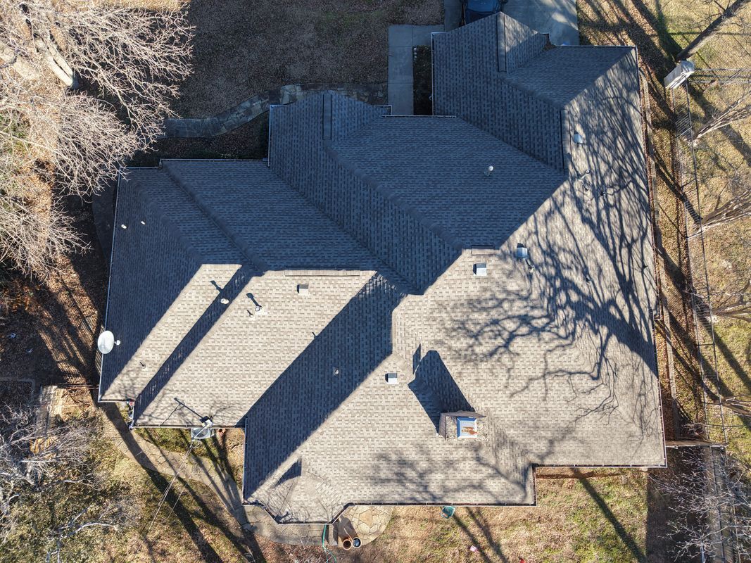 Building Photo - 1704 S Bowen Rd