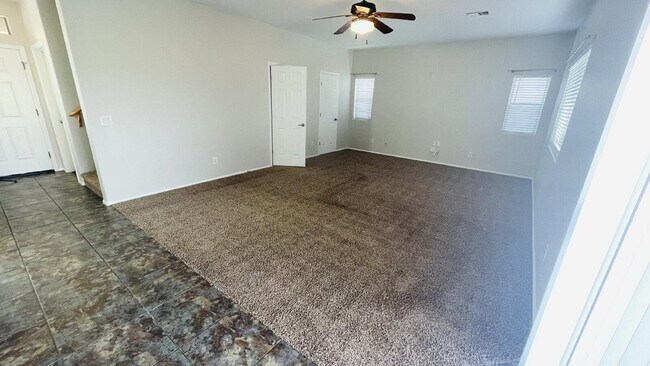 Foto del edificio - 44970 W Zion Rd