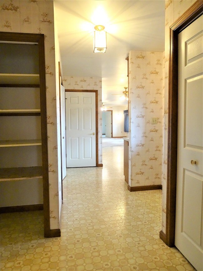 Foto del edificio - 310 Schoeneck Rd