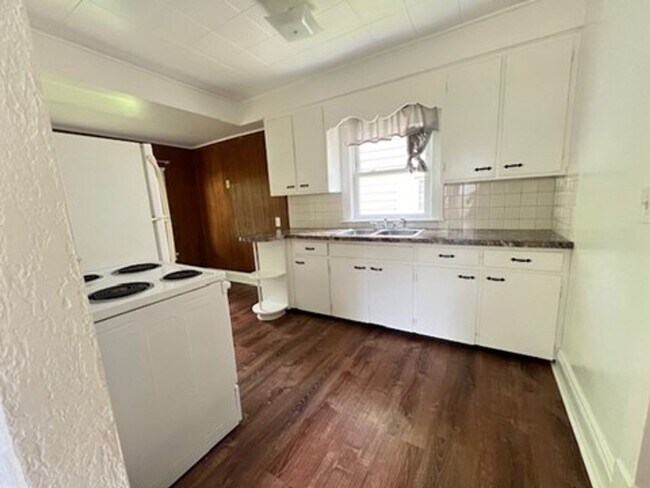 Foto del edificio - Charming 3 bedroom house