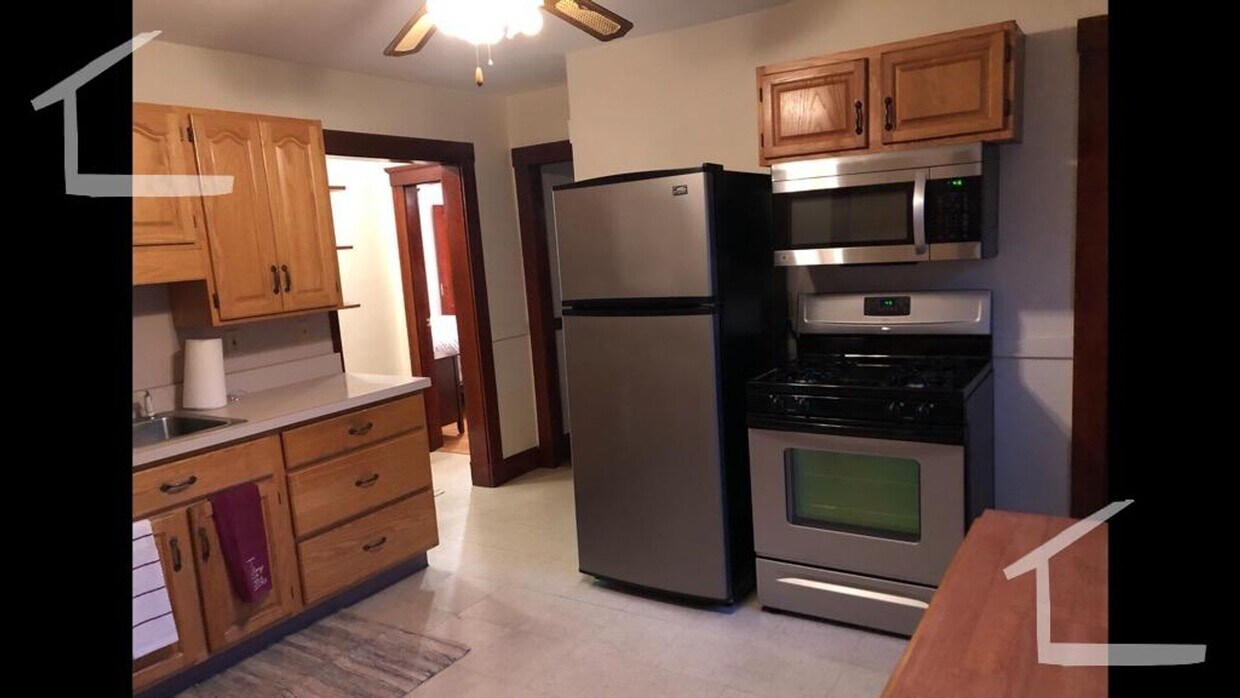 Foto del edificio - Warm and homey 2 bed 1 bath in beautiful B...