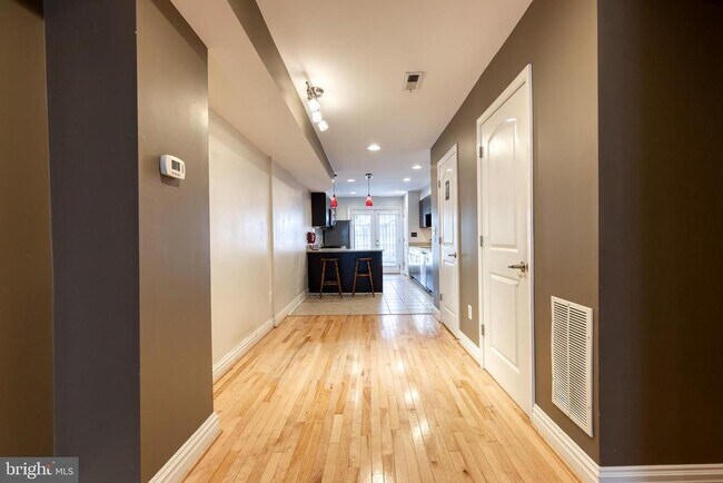 Foto del edificio - 1461 Woodall St