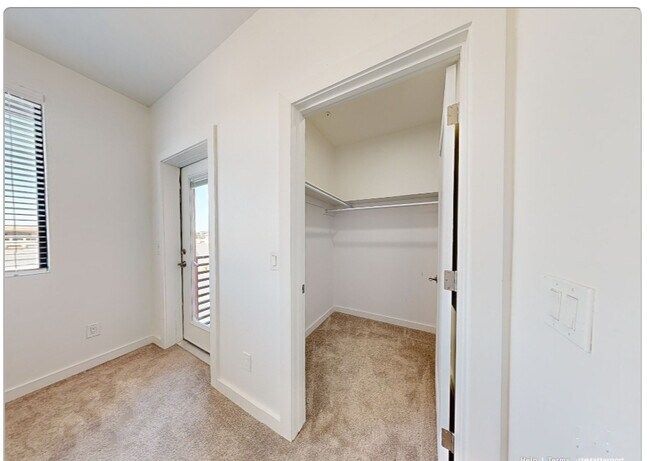 1 habitación, 1 baño, vestidor - Apache Rock Apartments