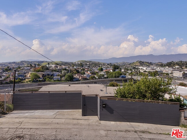 Building Photo - 3741 Woolwine Dr