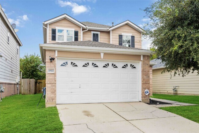 Foto del edificio - 2623 Skyview Glen Ct