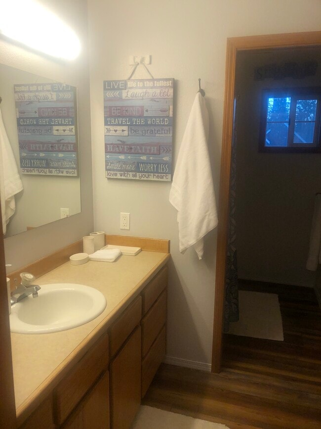 Foto del edificio - 952 NW 23rd Ave