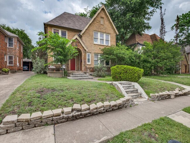 Foto del edificio - 6009 Ross Ave